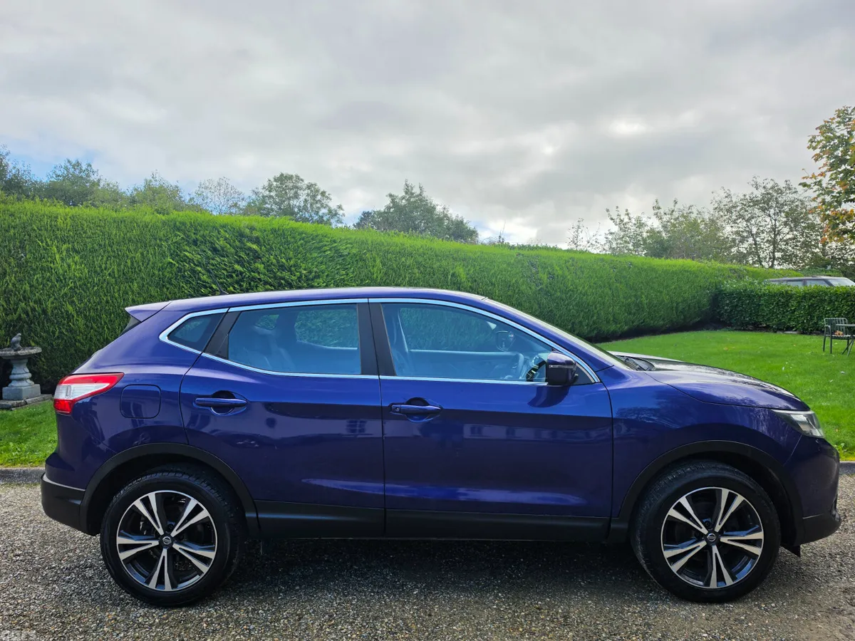 Nissan Qashqai Hatchback, Diesel, 2016, Blue