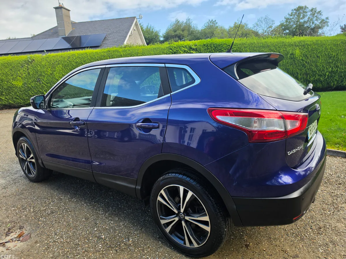 Nissan Qashqai Hatchback, Diesel, 2016, Blue