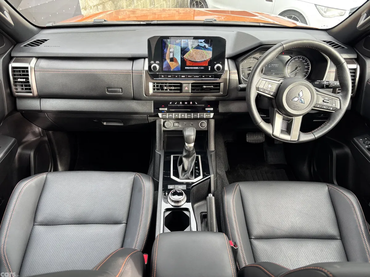 Mitsubishi L200 Pick Up, Diesel, 2024, Orange