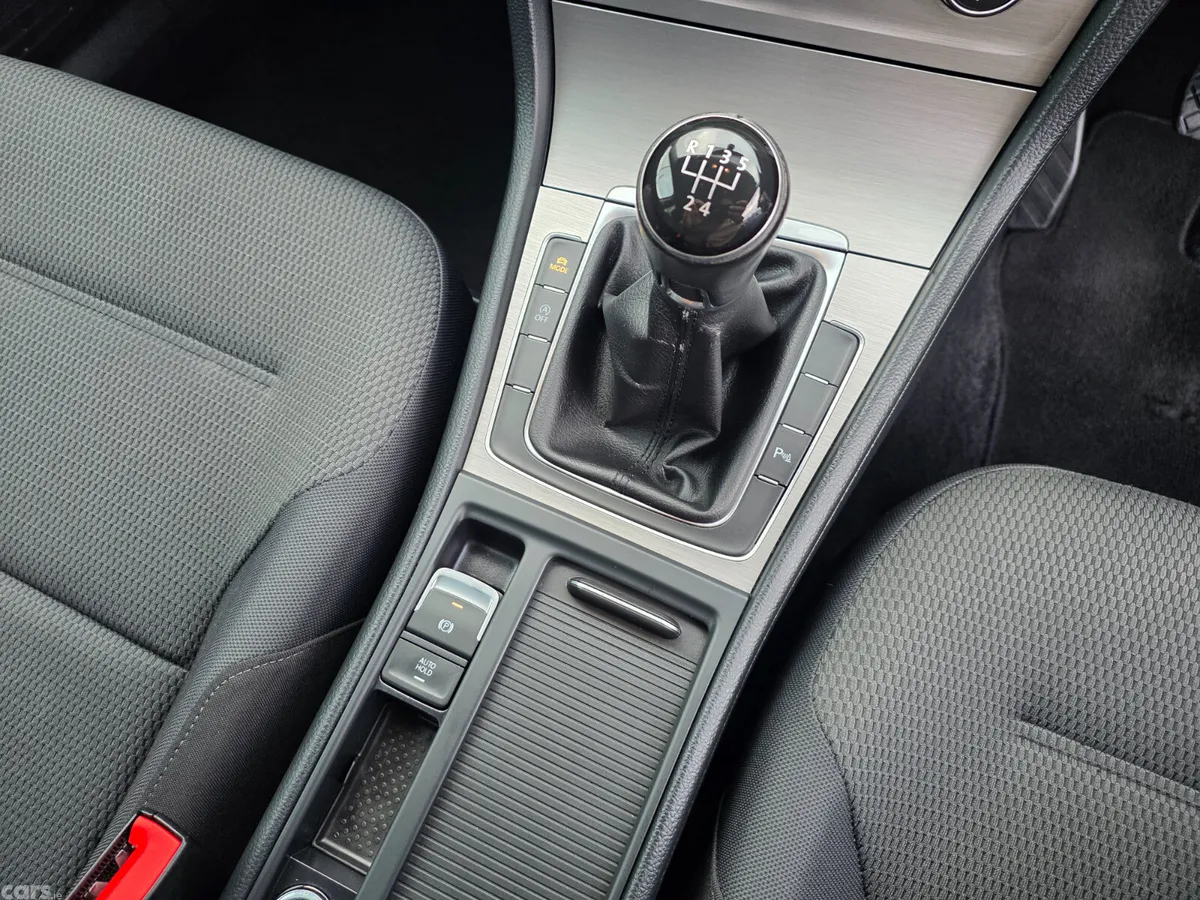 Volkswagen Golf Hatchback, Diesel, 2015, Silver