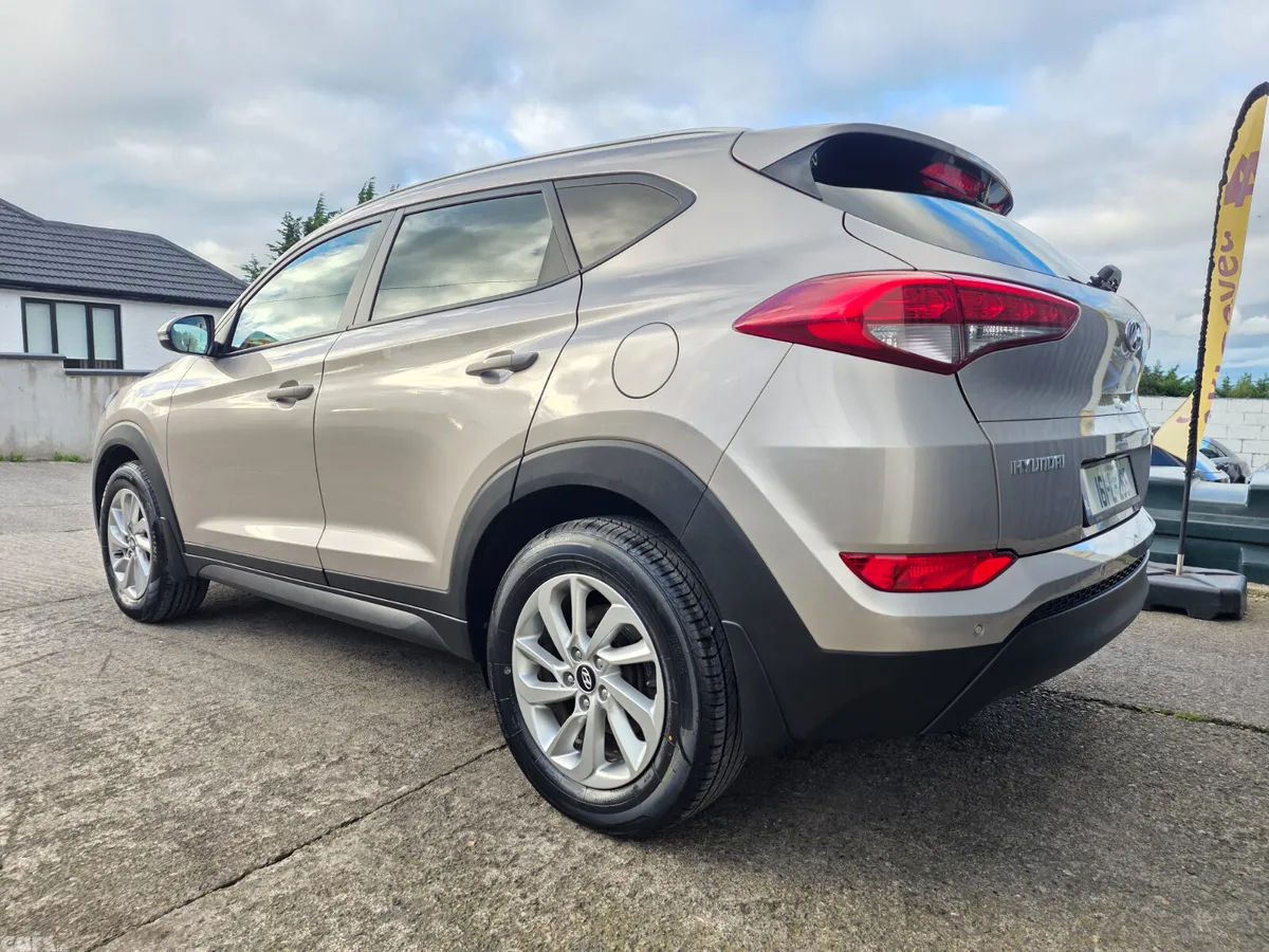 Hyundai Tucson SUV, Diesel, 2016, White