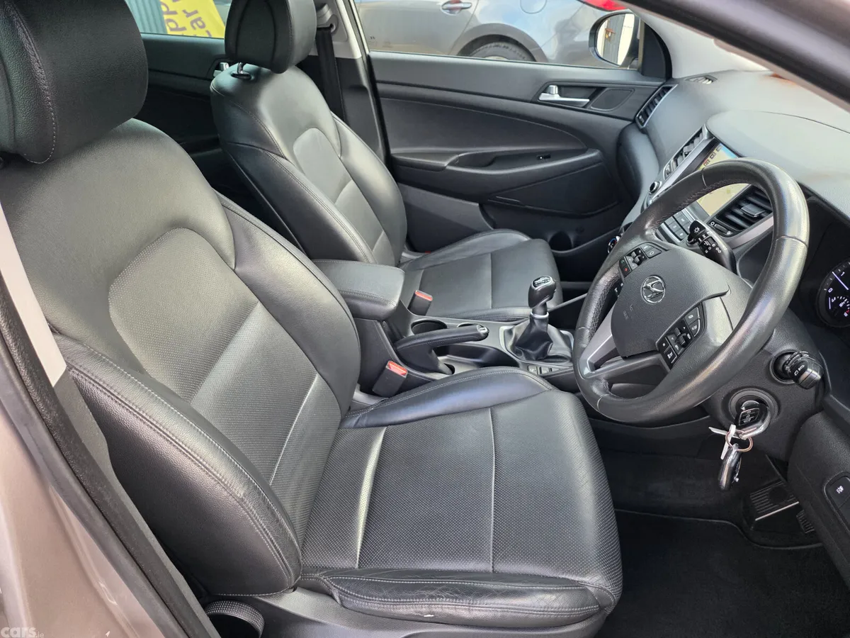 Hyundai Tucson SUV, Diesel, 2016, White