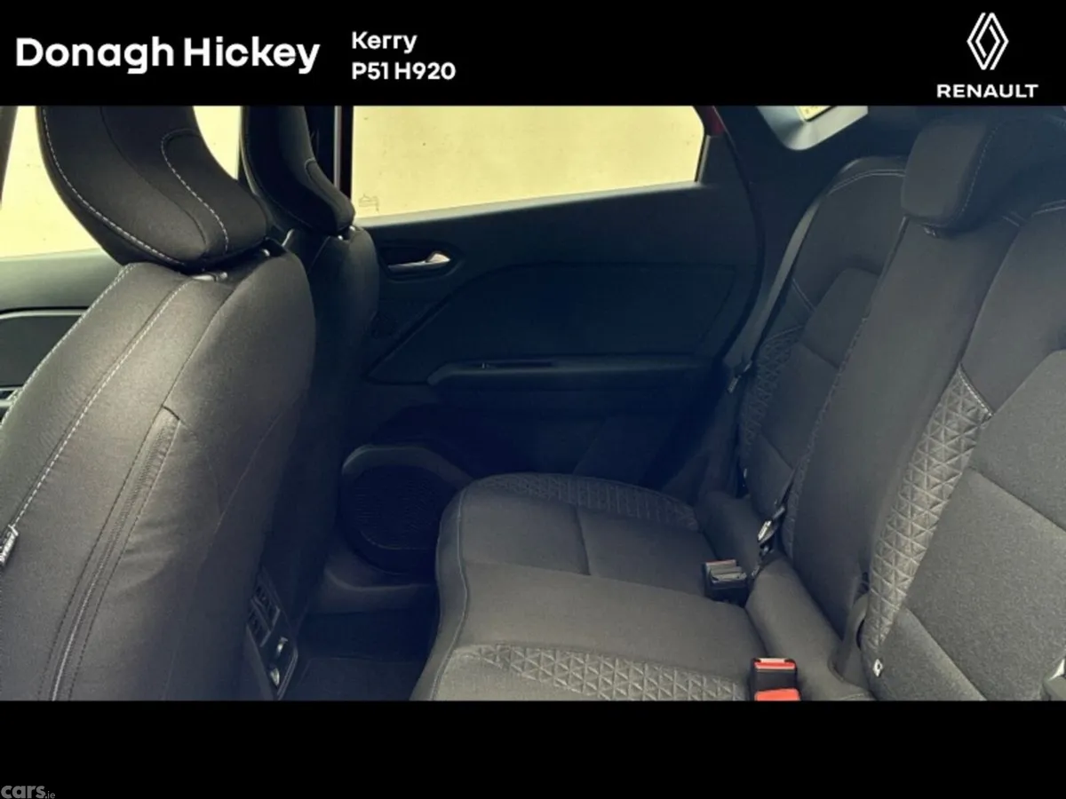 Renault Captur SUV, Petrol, 2026, Red