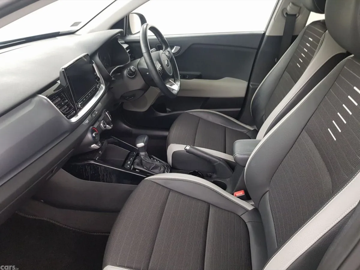 Kia Stonic Estate, Petrol Hybrid, 2021, Grey