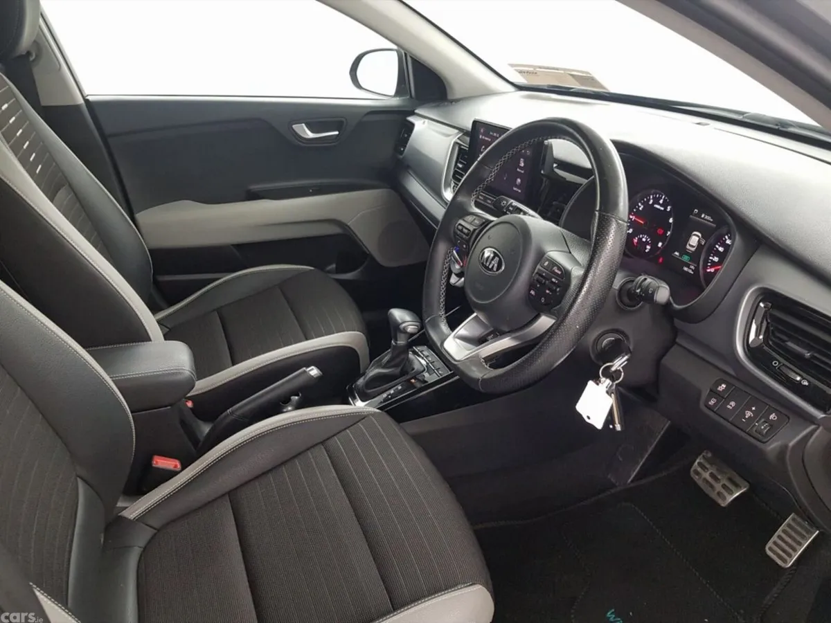 Kia Stonic Estate, Petrol Hybrid, 2021, Grey