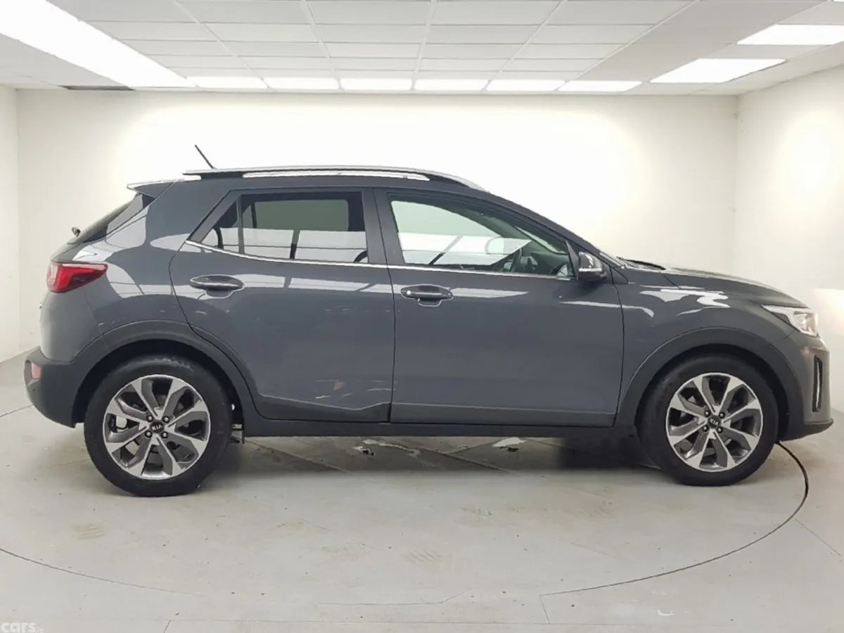 Kia Stonic Estate, Petrol Hybrid, 2021, Grey