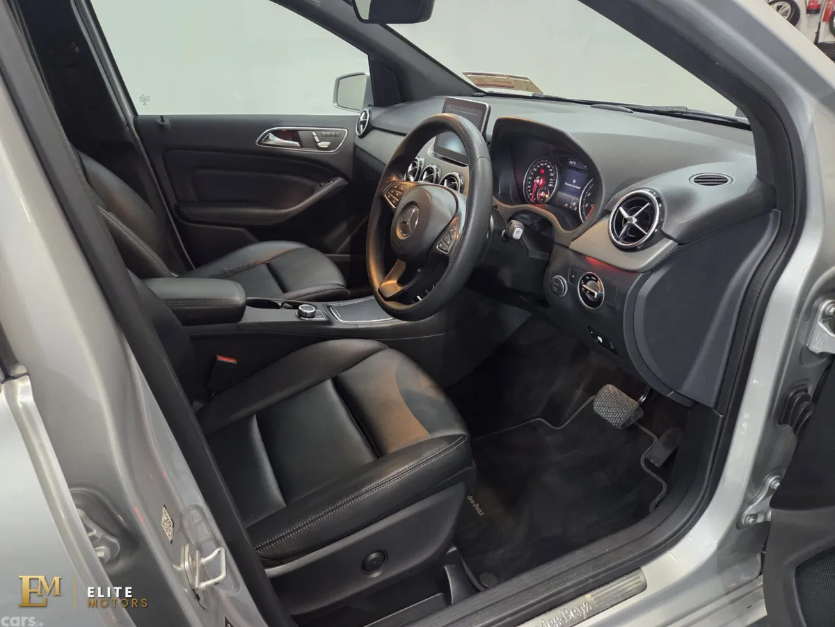 Mercedes-Benz B-Class MPV, Petrol, 2016, Silver