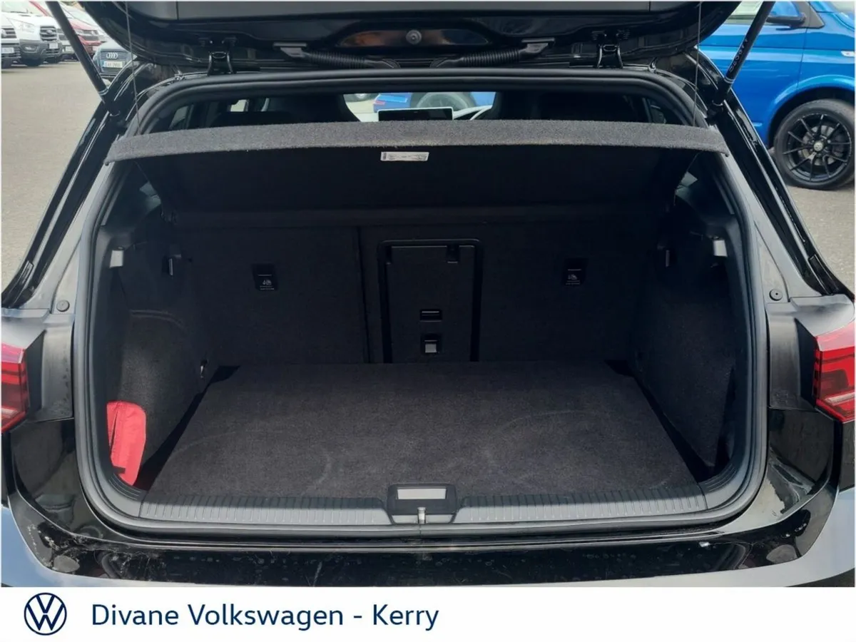 Volkswagen Golf Hatchback, Diesel, 2025, Black