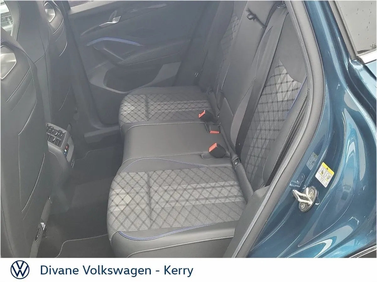 Volkswagen Tiguan SUV, Diesel, 2024, Blue