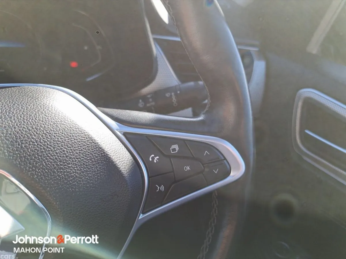 Renault Arkana Hatchback, Petrol, 2022, Black