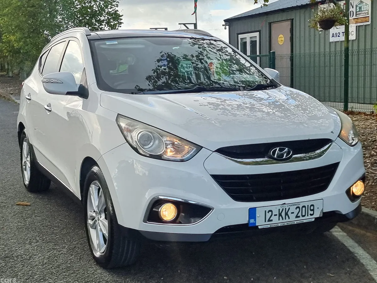 Hyundai ix35 SUV, Diesel, 2012, White