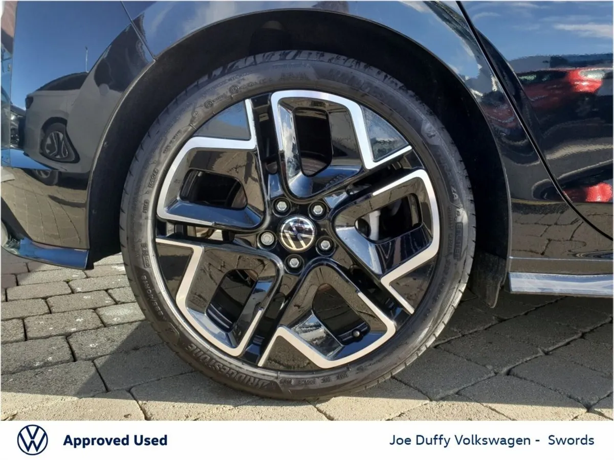 Volkswagen Golf Hatchback, Petrol Hybrid, 2026, Black