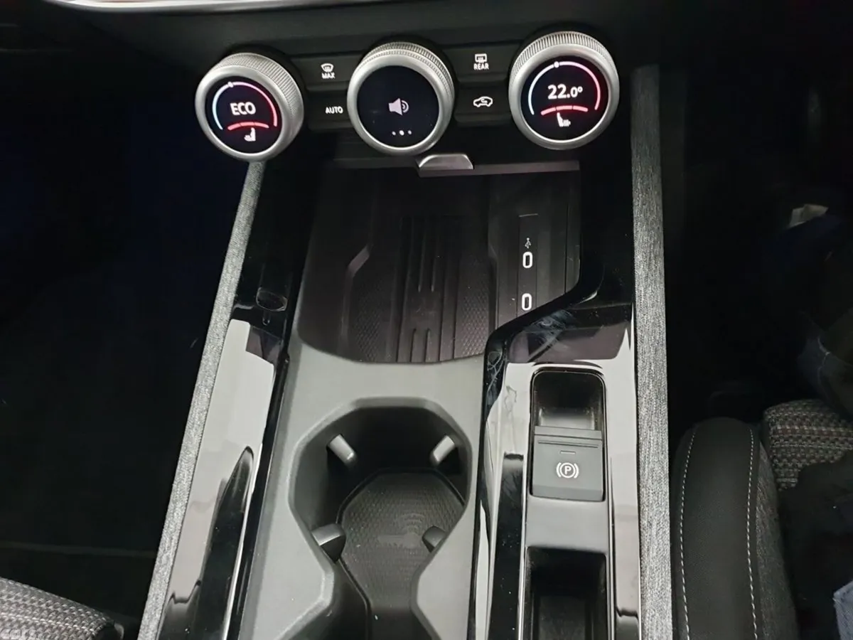 Skoda Superb Estate, Petrol Plug-in Hybrid, 2025, Silver