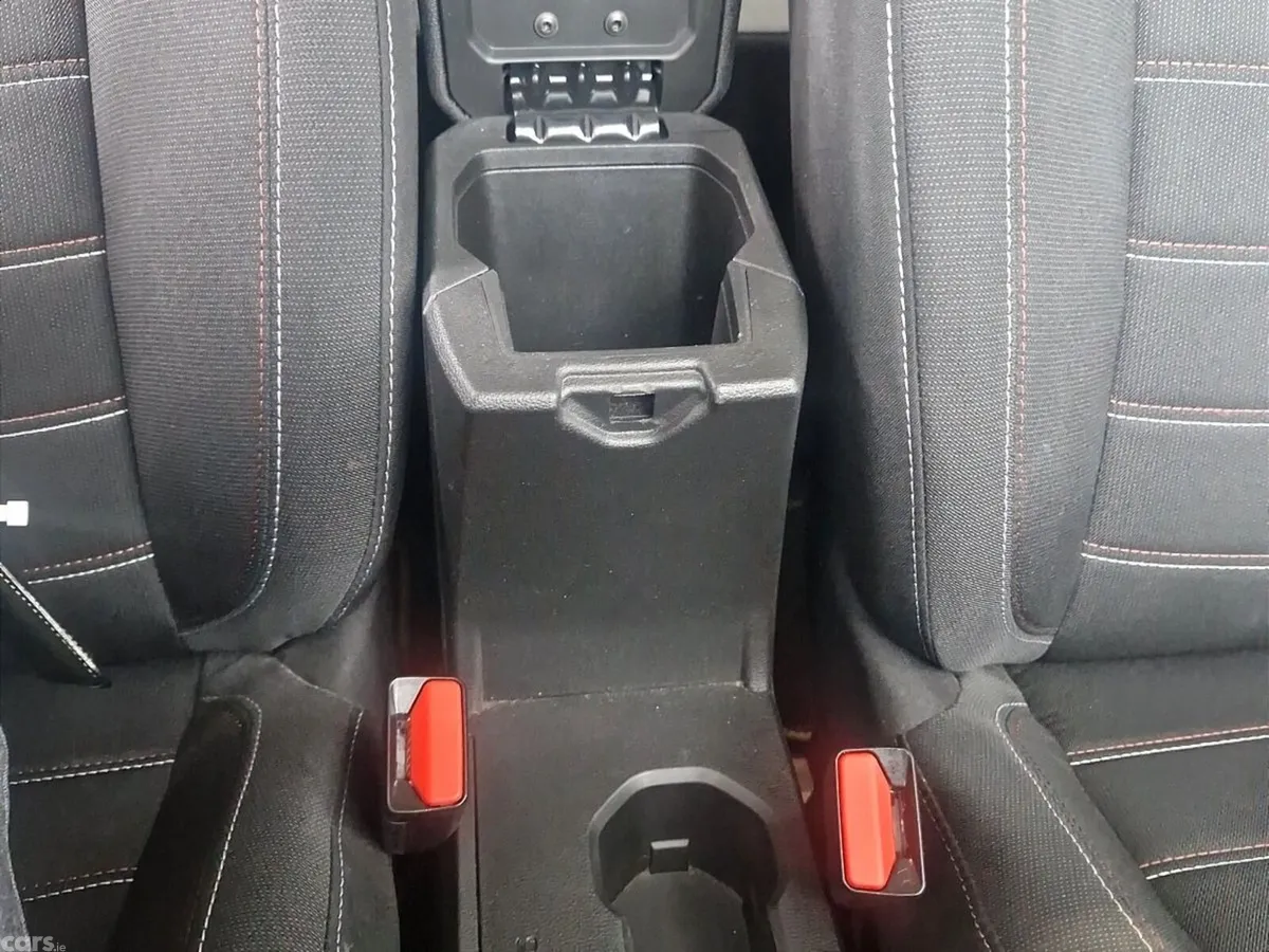 Dacia Jogger MPV, Petrol, 2023, Grey