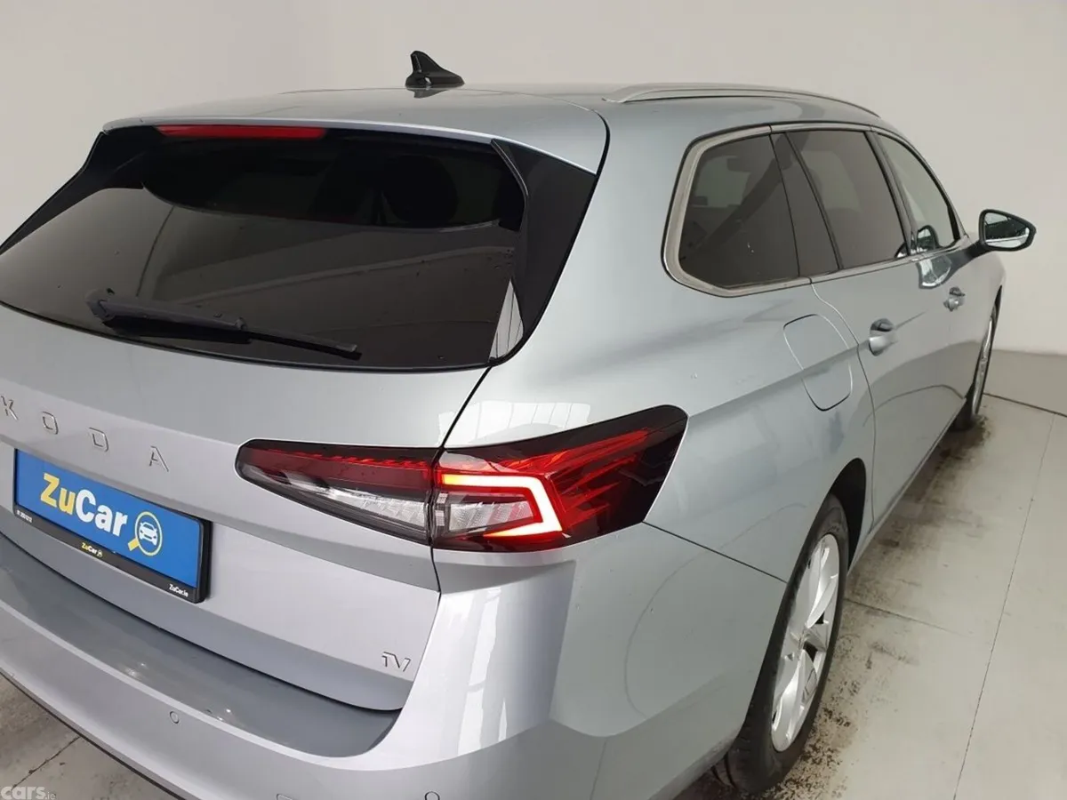 Skoda Superb Estate, Petrol Plug-in Hybrid, 2025, Silver