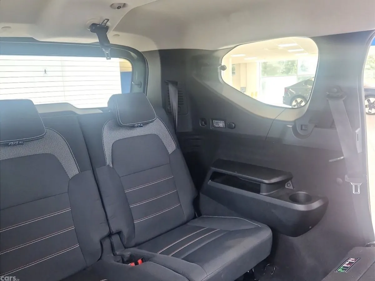 Dacia Jogger MPV, Petrol, 2023, Grey