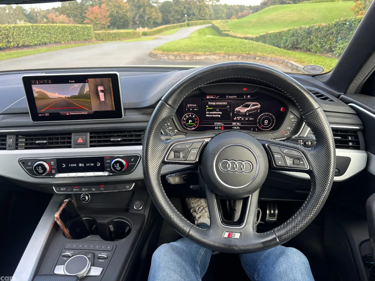 Audi A4 Estate, Petrol, 2017, White