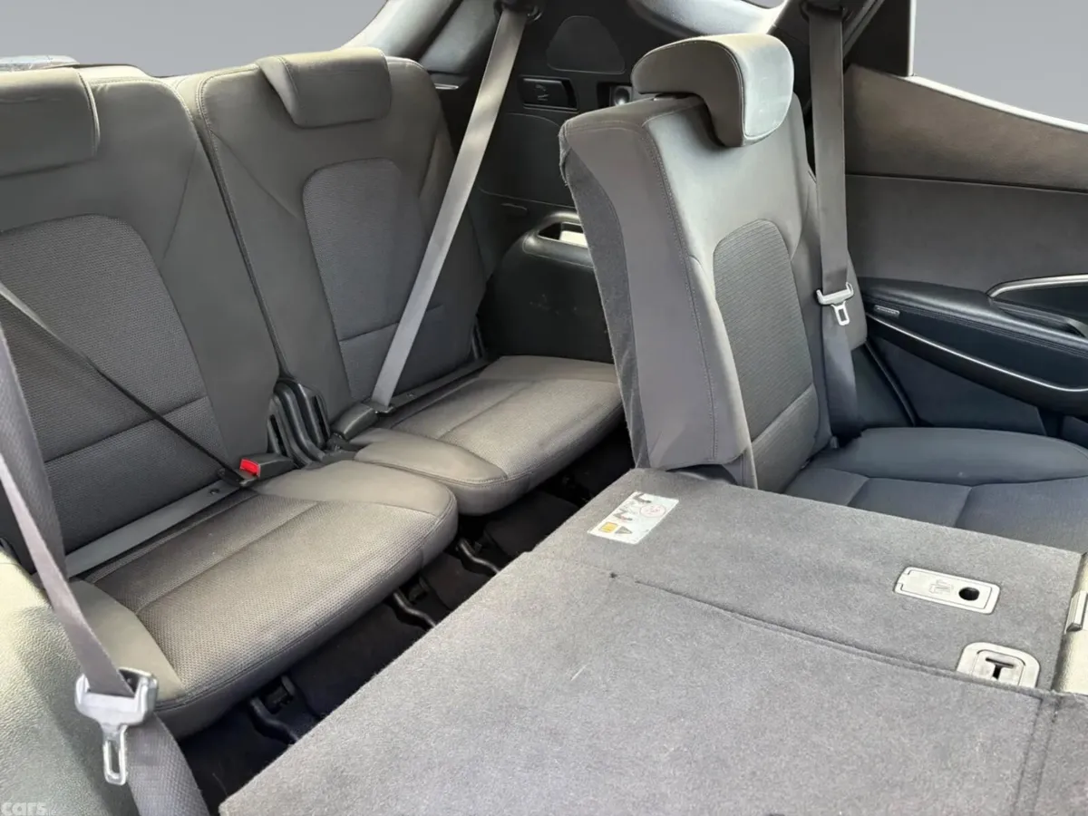Hyundai Santa Fe SUV, Diesel, 2016, Silver