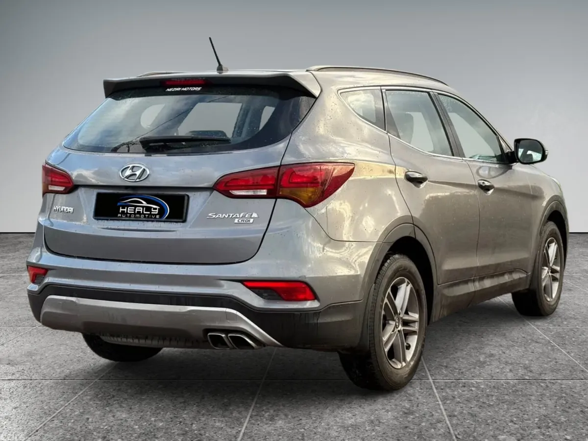 Hyundai Santa Fe SUV, Diesel, 2016, Silver