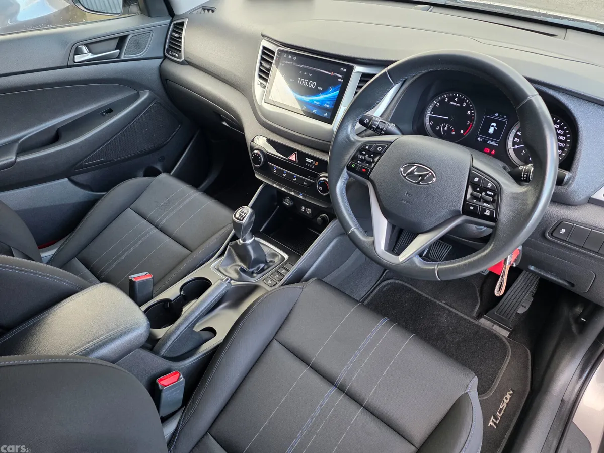 Hyundai Tucson SUV, Petrol, 2016, White