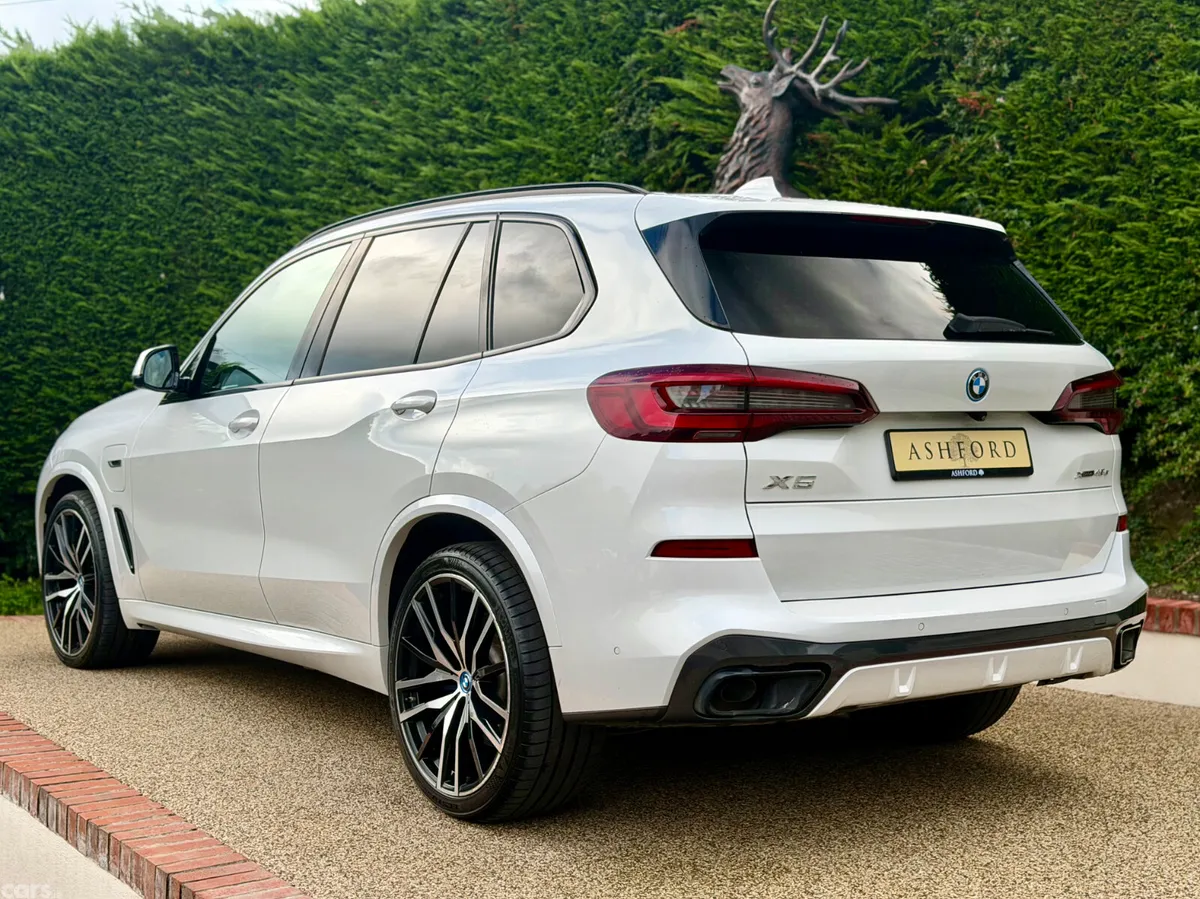 BMW X5 SUV, Petrol Plug-in Hybrid, 2022, White