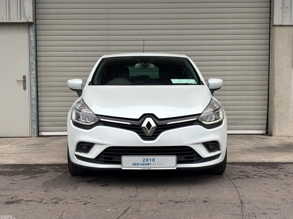 Renault Clio Hatchback, Petrol, 2018, White