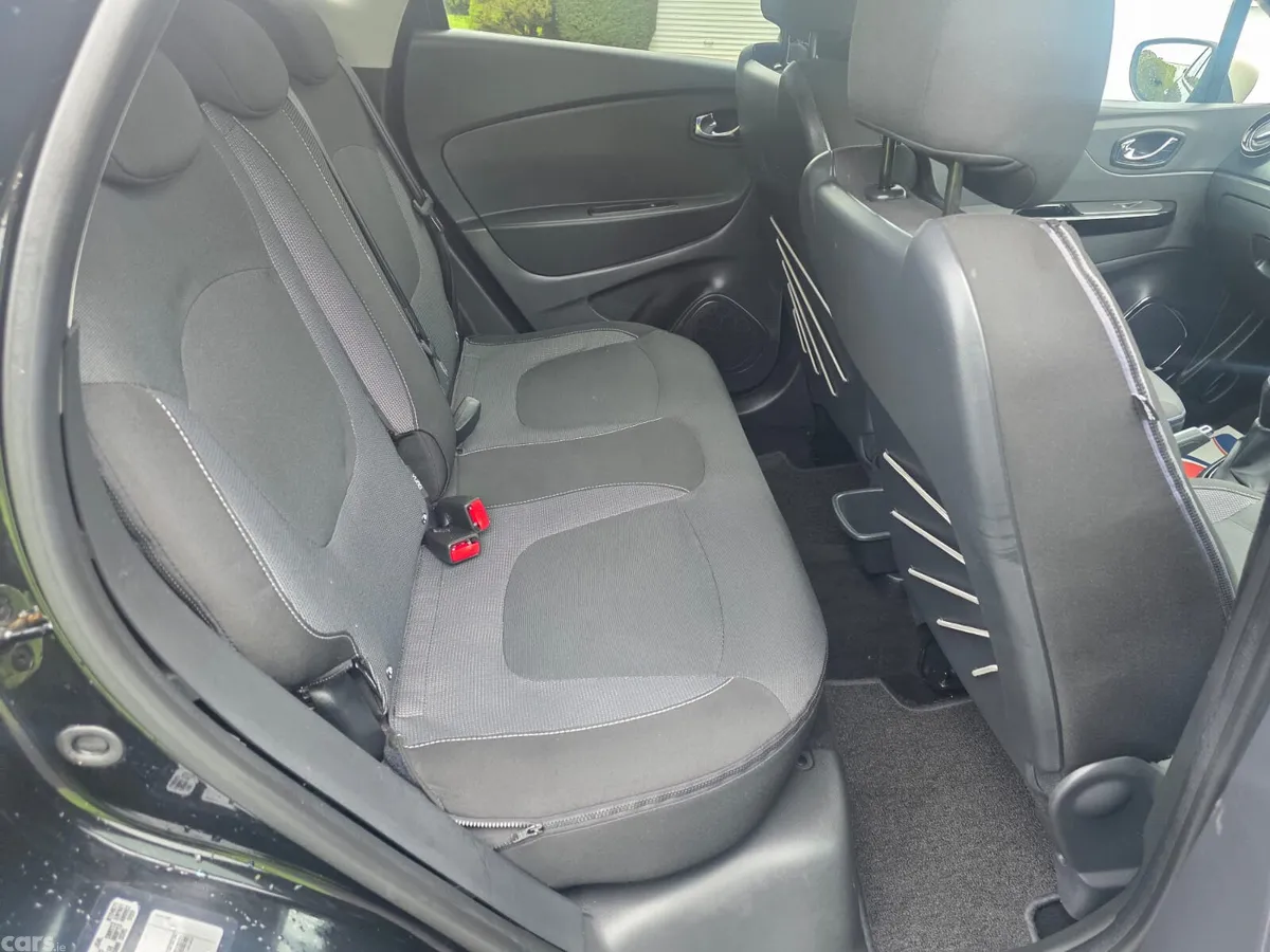 Renault Captur Hatchback, Diesel, 2014, Black