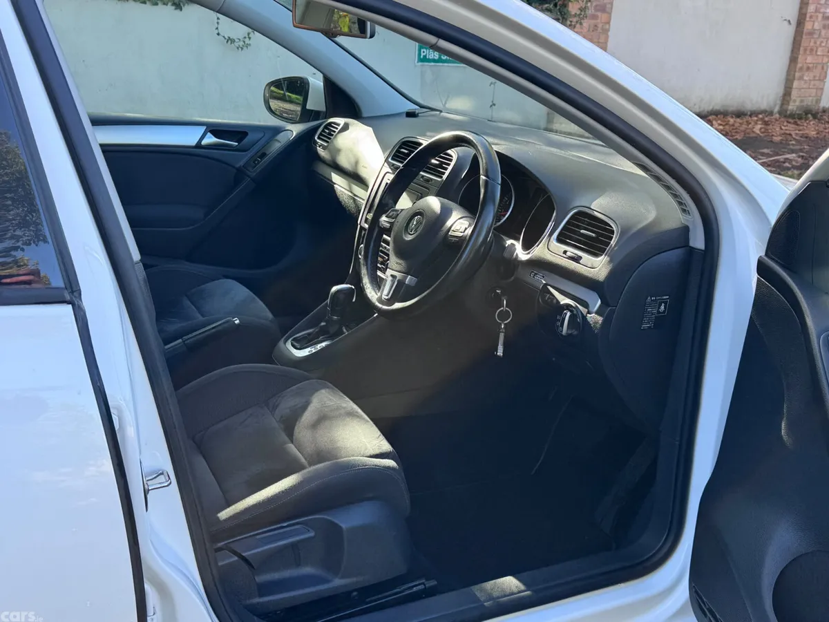 Volkswagen Golf Hatchback, Petrol, 2013, White