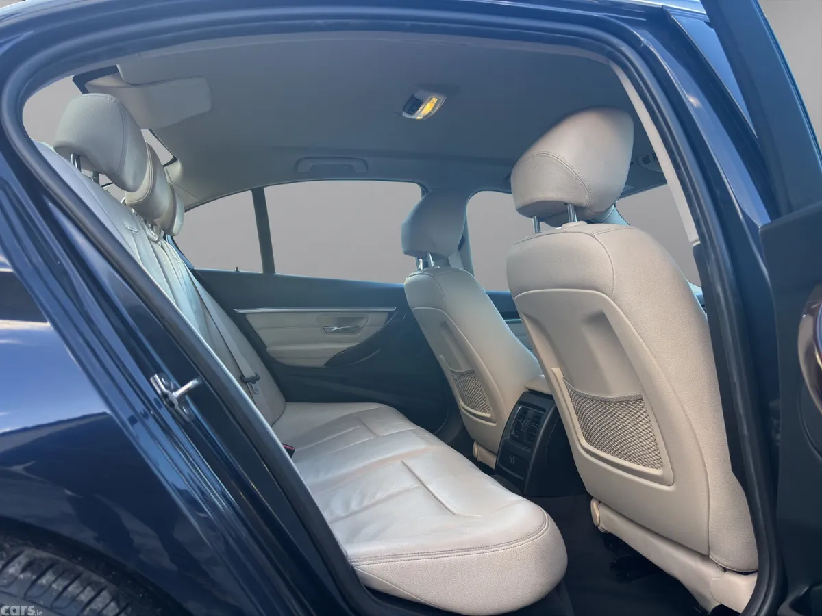 BMW 3-Series Saloon, Petrol Plug-in Hybrid, 2016, Blue
