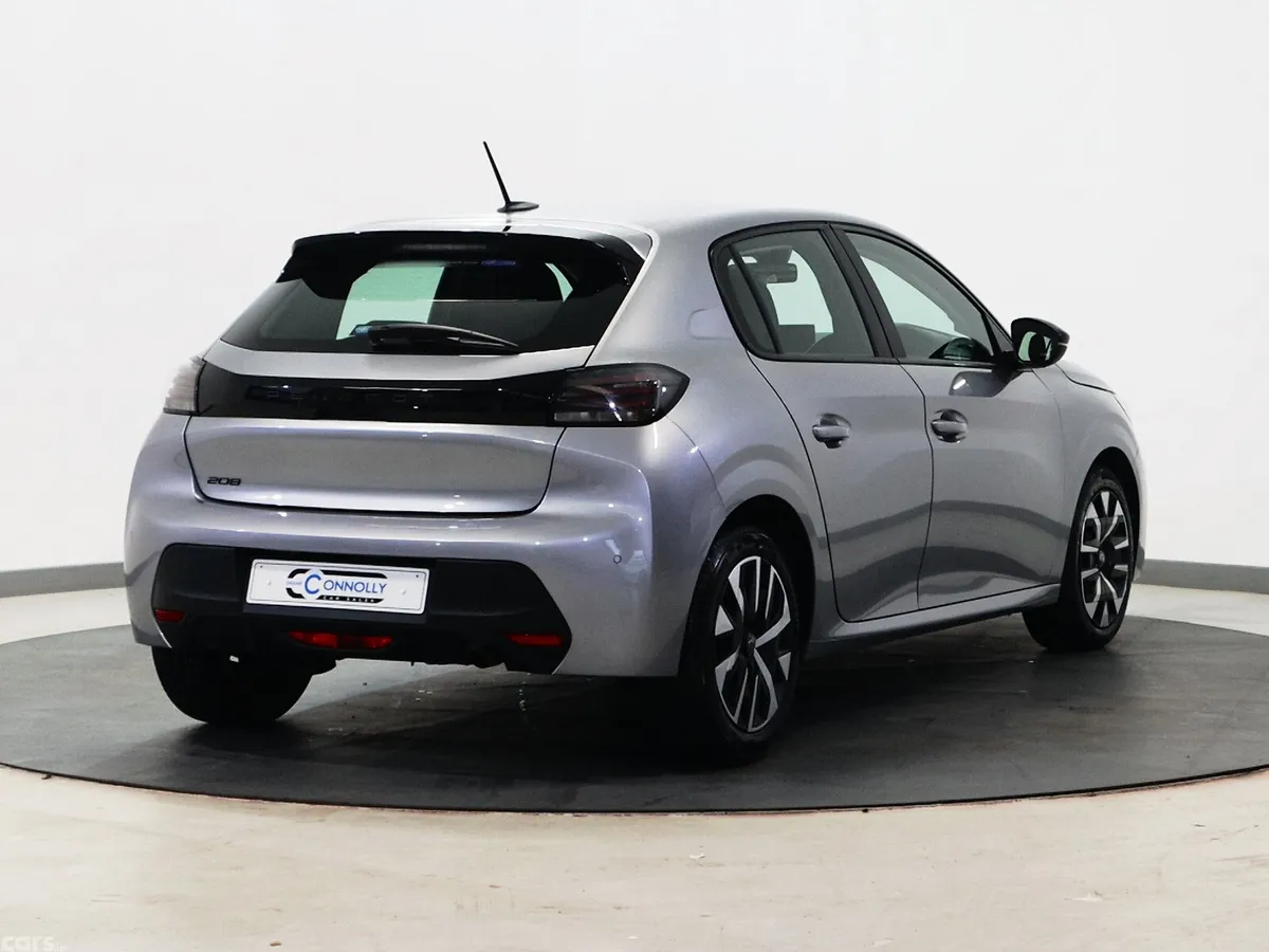 Peugeot 208 Hatchback, Petrol, 2024, Grey