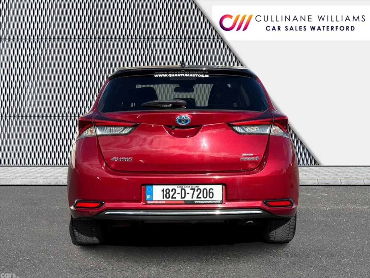 Toyota Auris Hatchback, Petrol Hybrid, 2018, Red