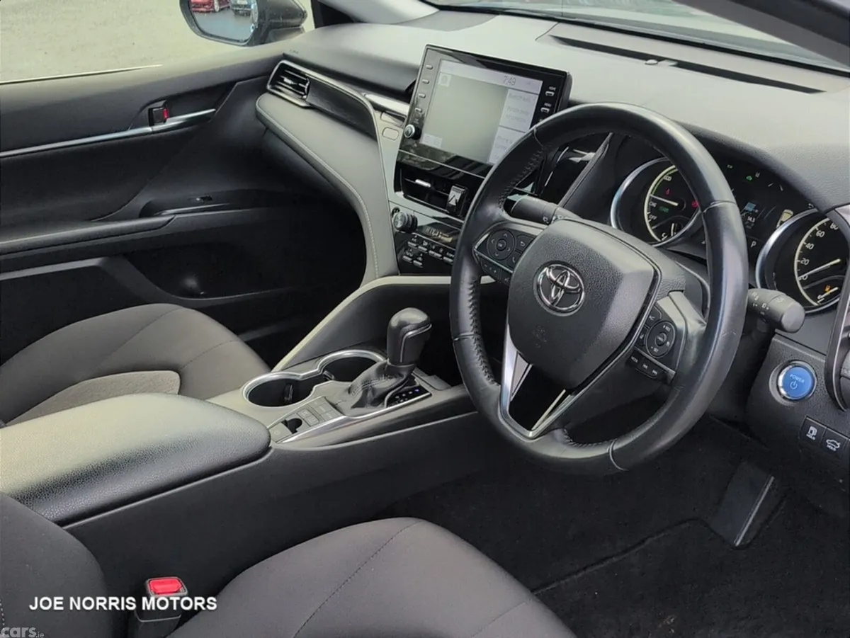 Toyota Camry Saloon, Petrol Hybrid, 2022, Black