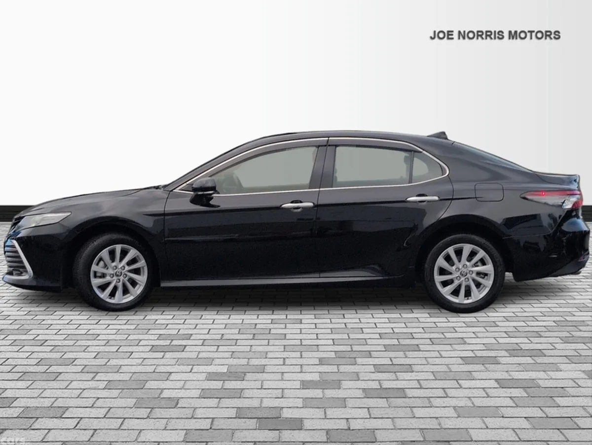 Toyota Camry Saloon, Petrol Hybrid, 2022, Black