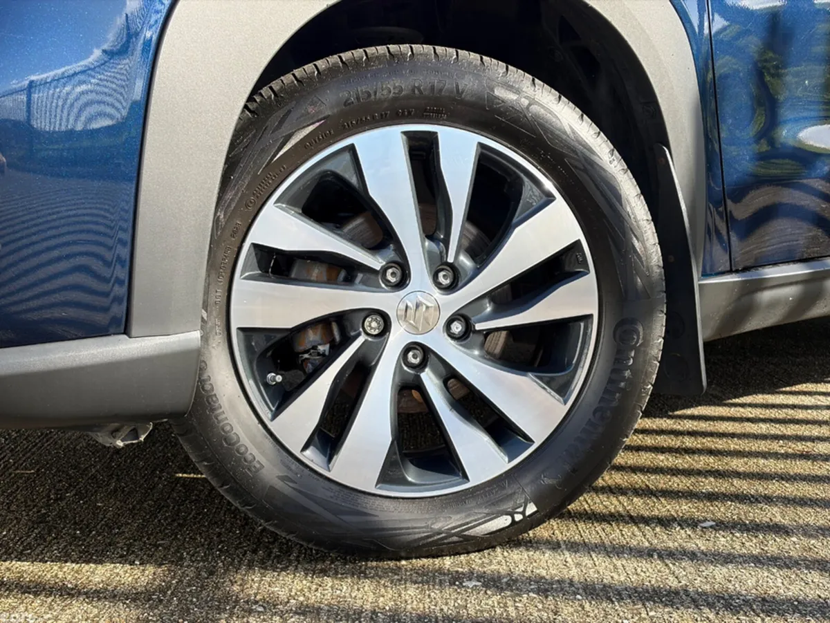 Suzuki SX4 S-Cross Hatchback, Petrol, 2024, Blue