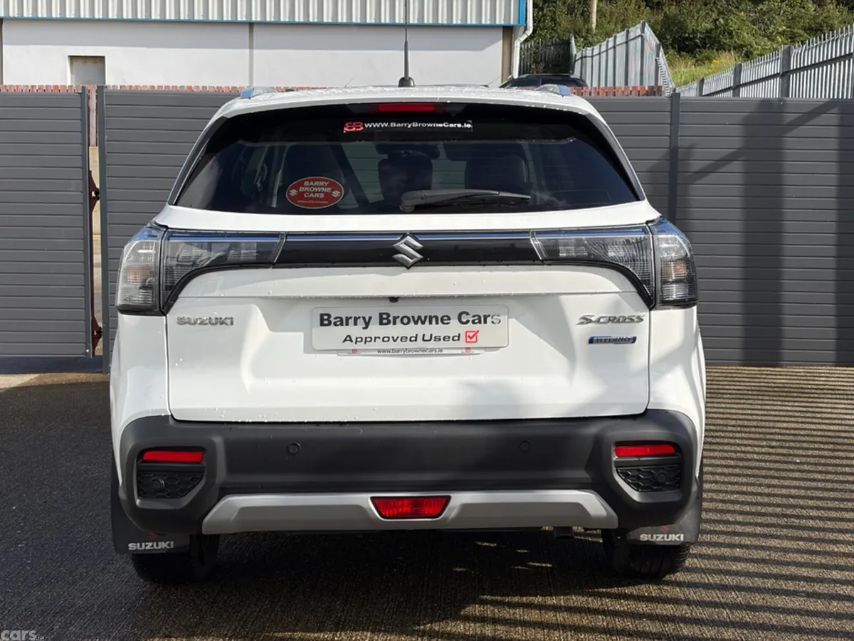 Suzuki SX4 S-Cross Hatchback, Petrol, 2024, White