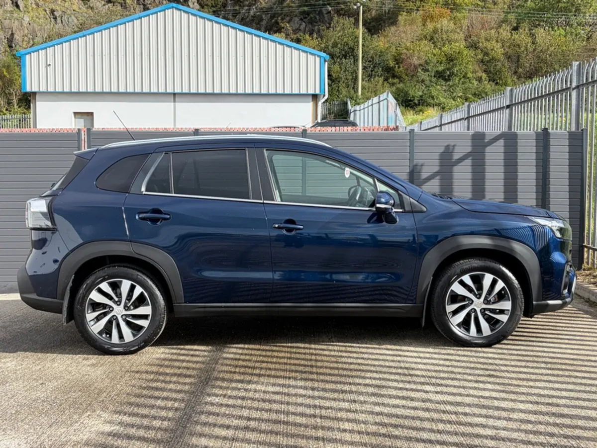 Suzuki SX4 S-Cross Hatchback, Petrol, 2024, Blue