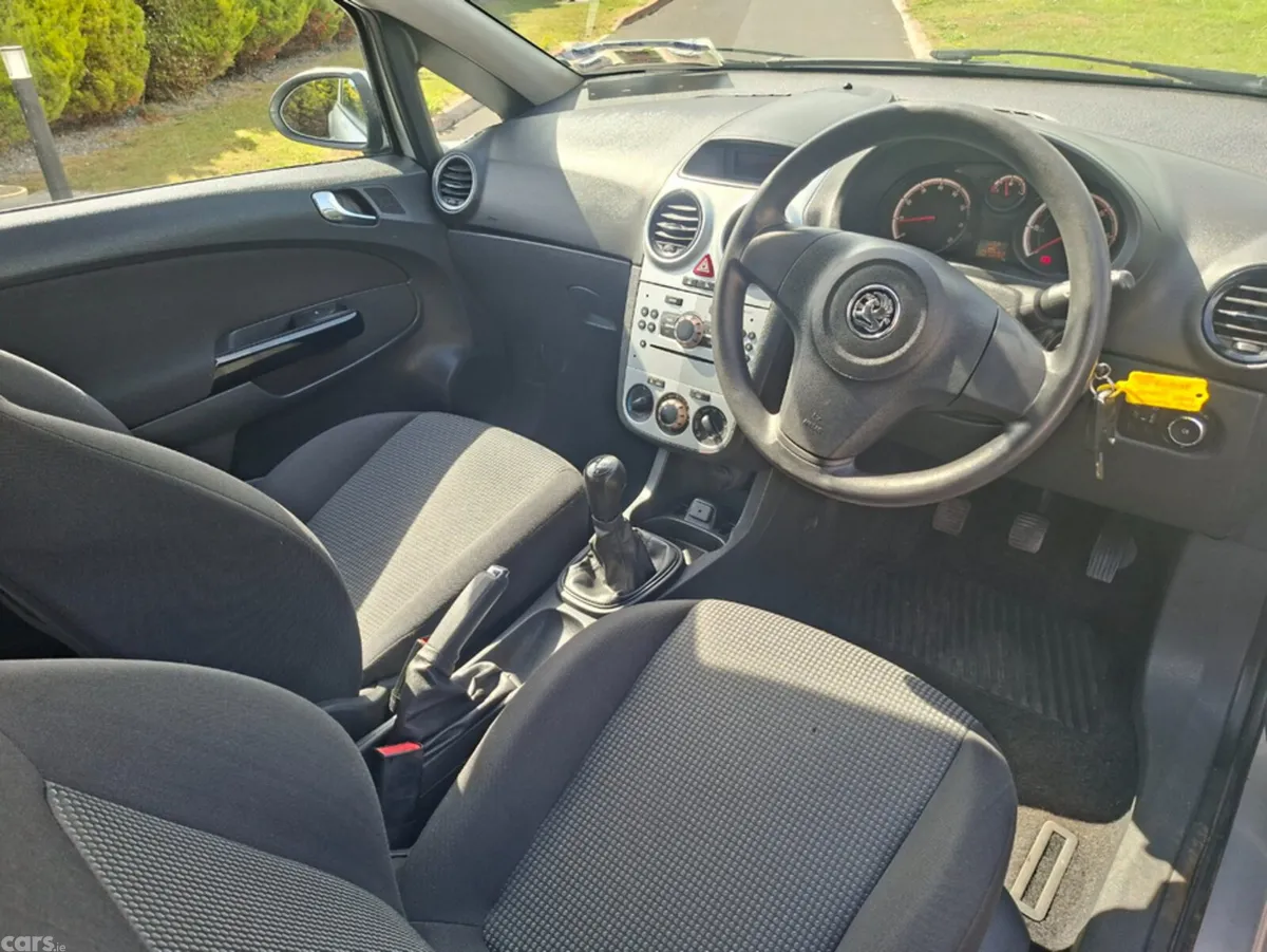 Vauxhall Corsa Hatchback, Petrol, 2012, Silver