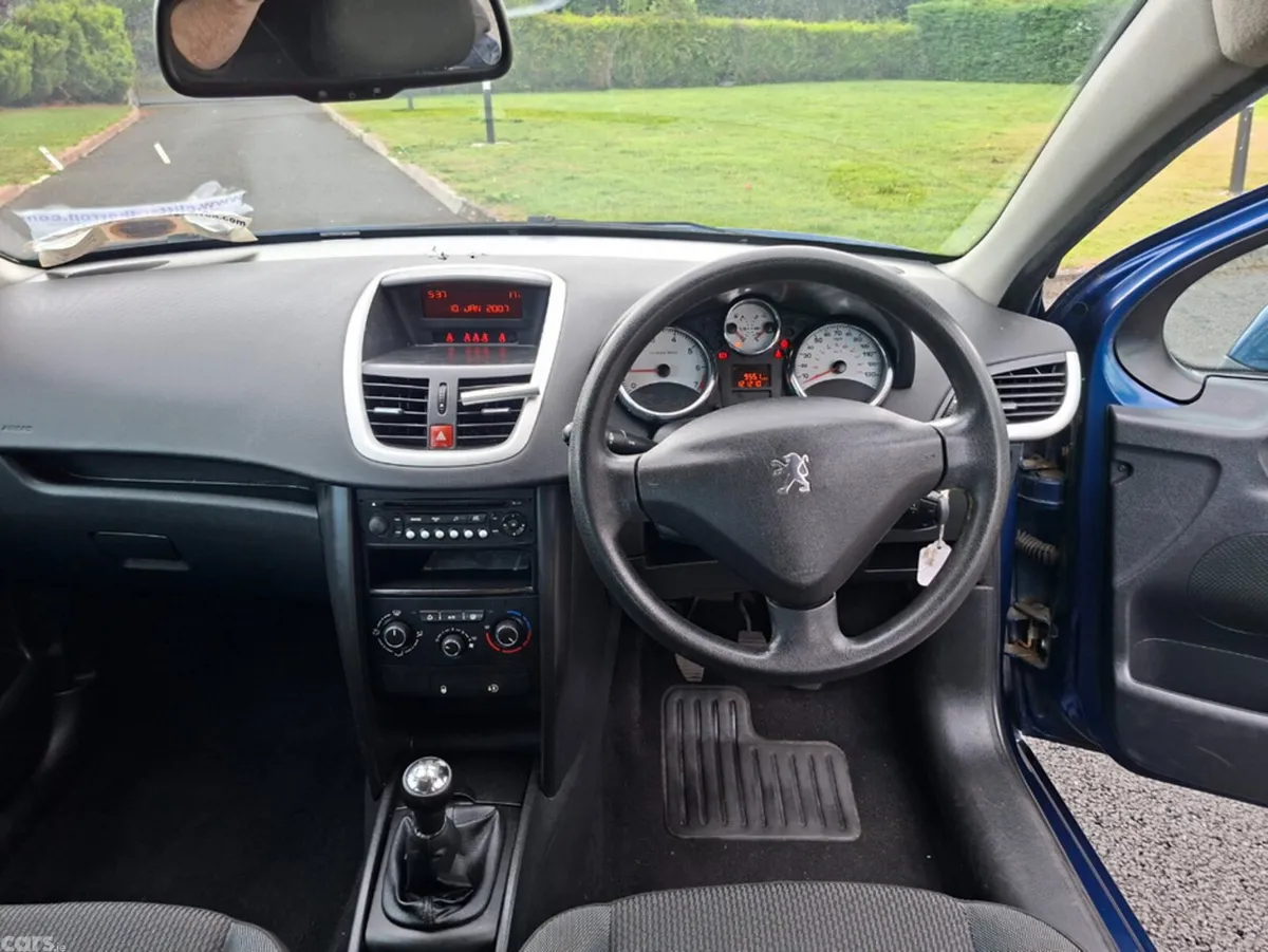 Peugeot 207 Hatchback, Petrol, 2010, Blue