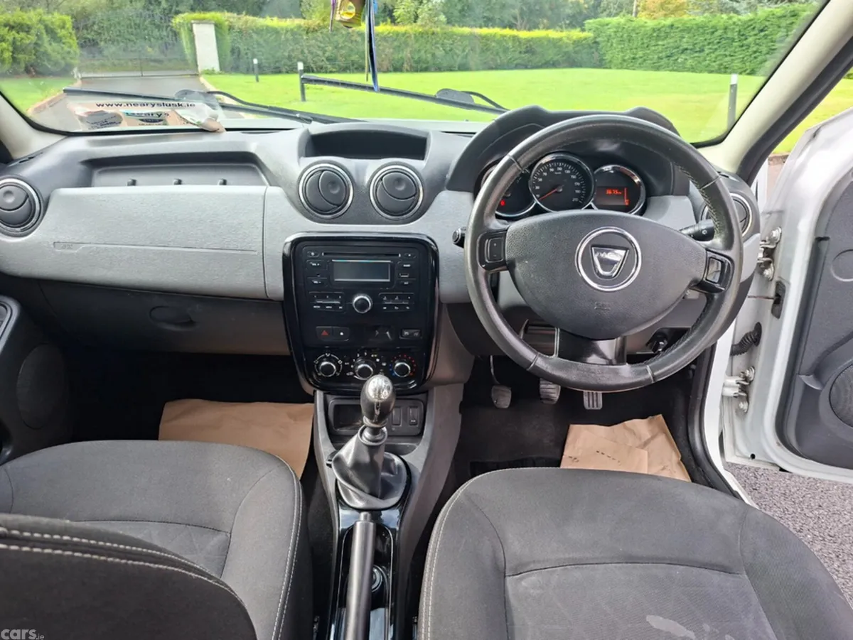 Dacia Duster MPV, Diesel, 2016, White