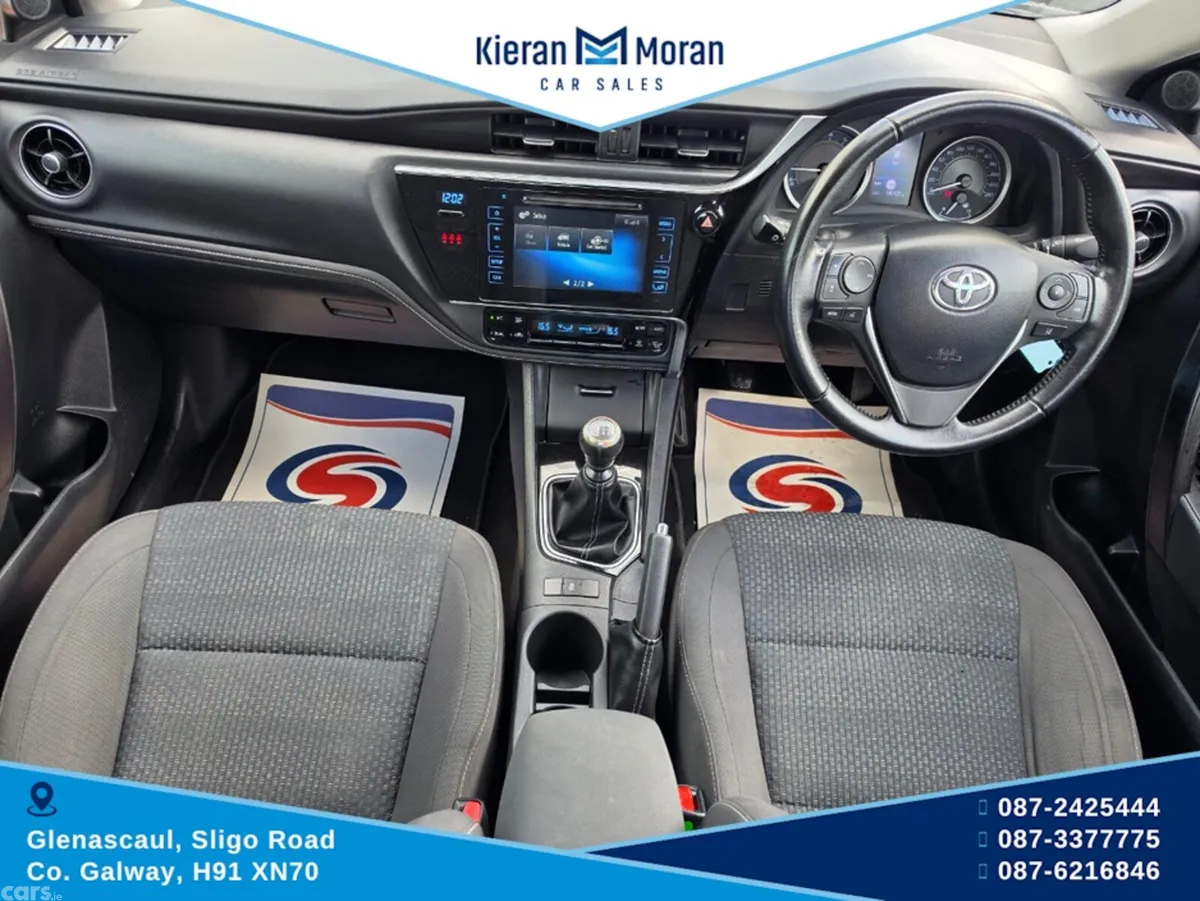 Toyota Corolla Saloon, Petrol, 2018, Grey