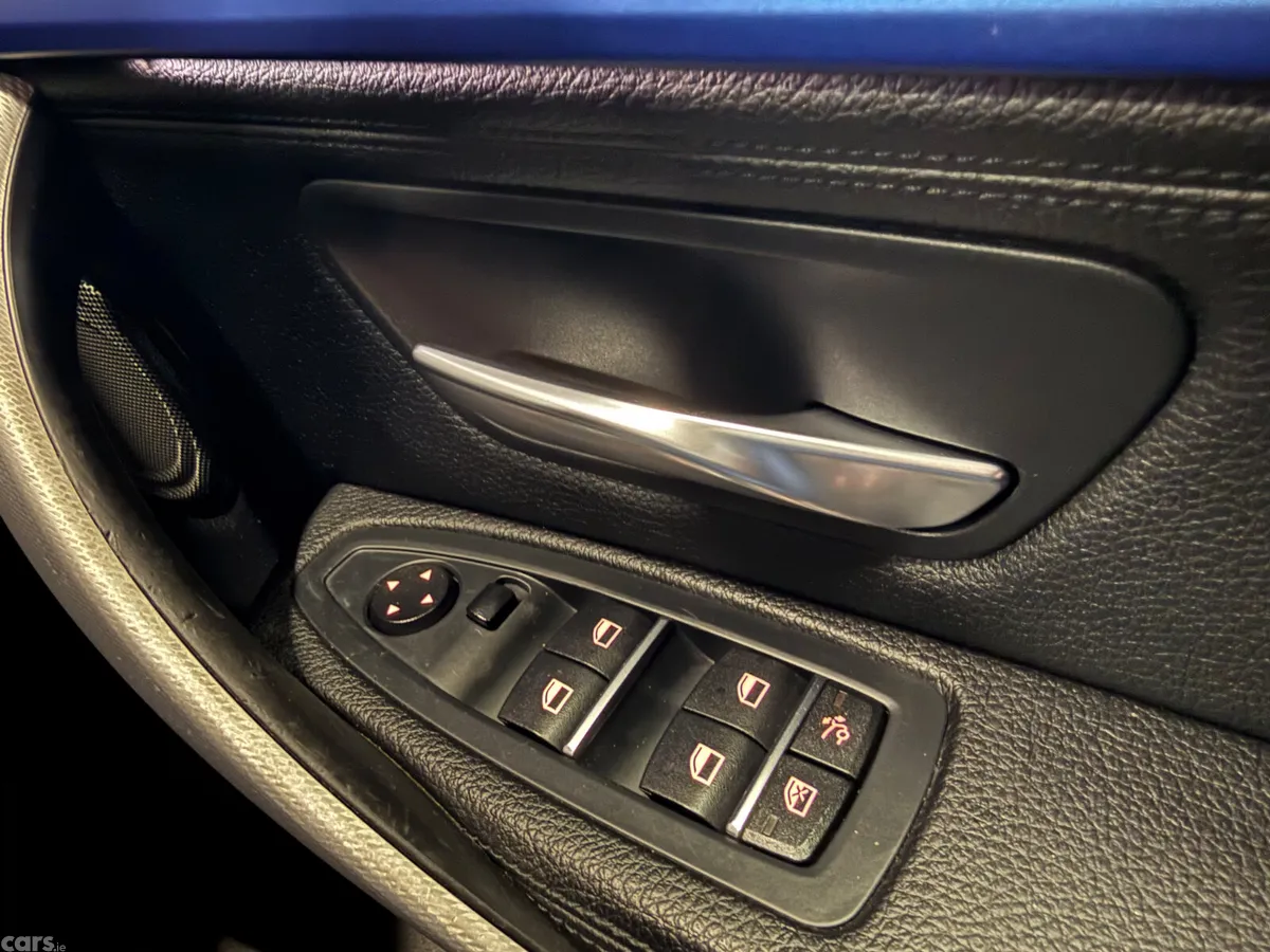 BMW 3-Series Hatchback, Diesel, 2017, Blue