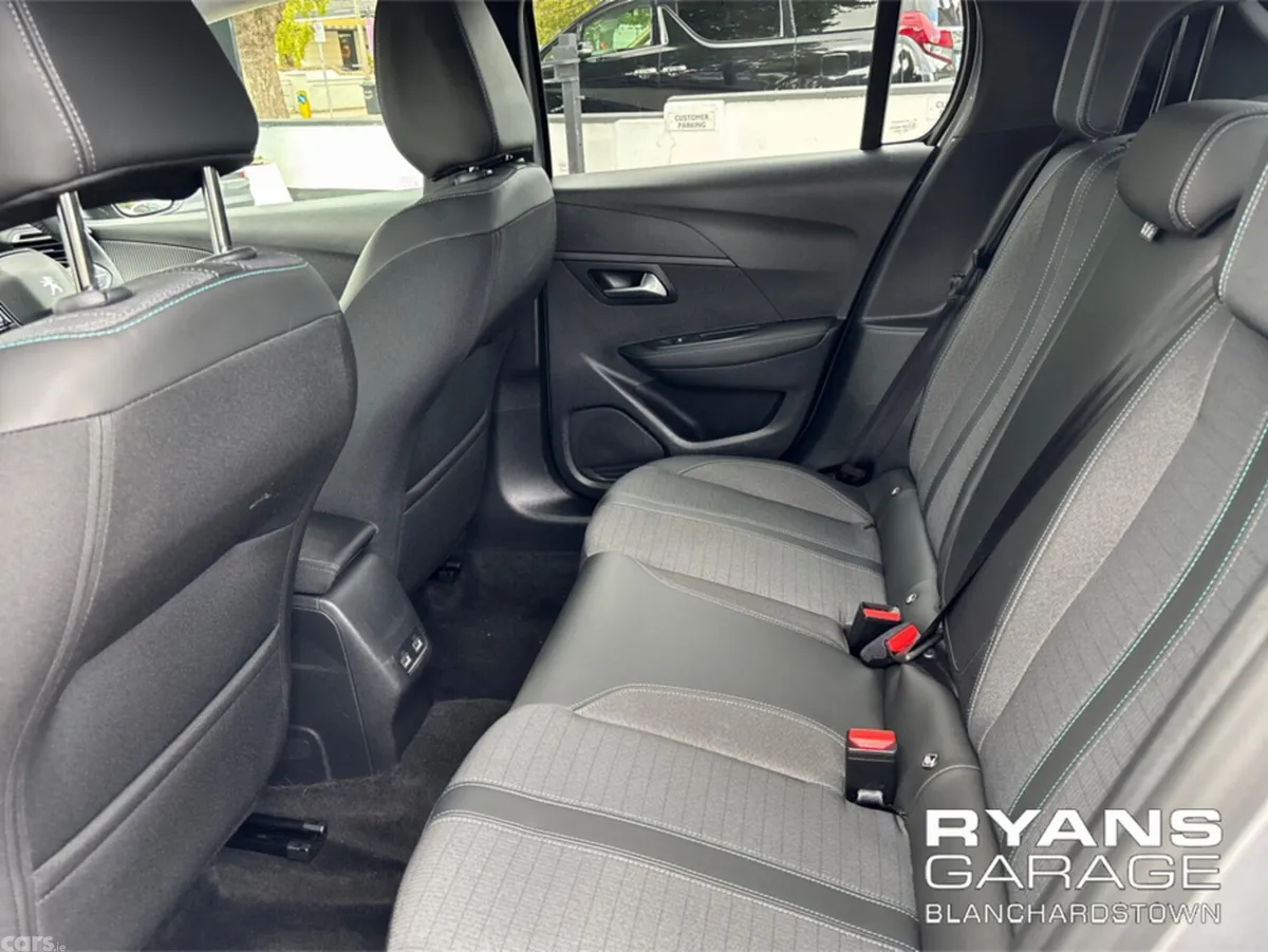 Peugeot 208 Hatchback, Electric, 2023, Grey