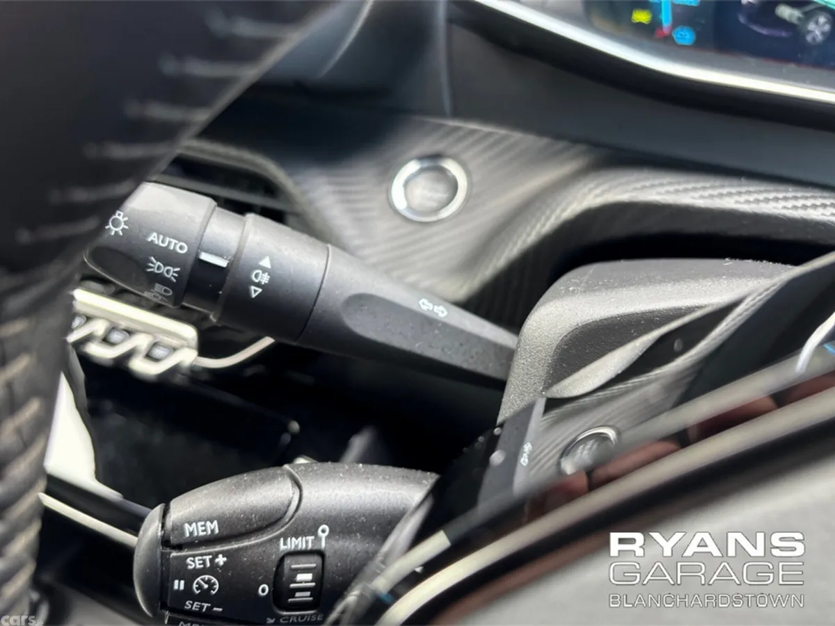 Peugeot 208 Hatchback, Electric, 2023, Grey