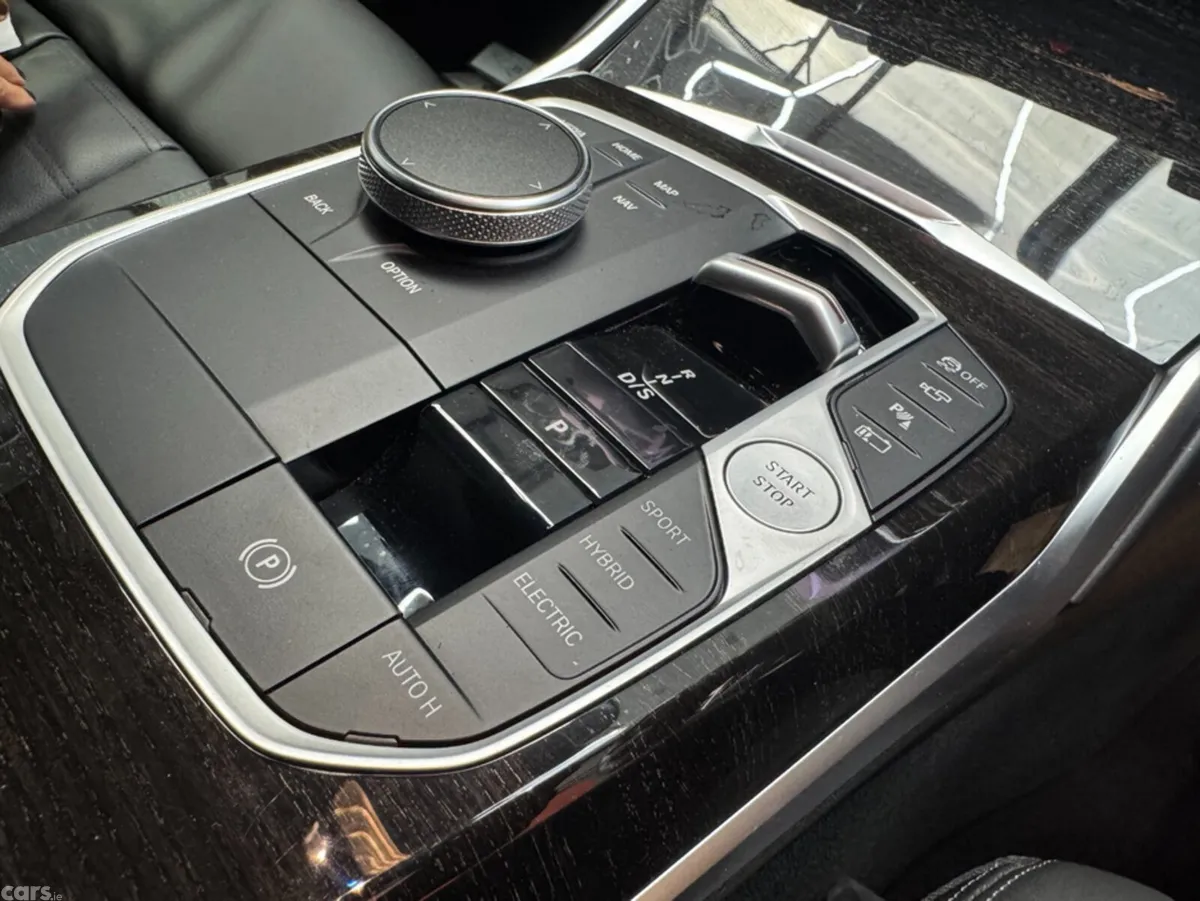 BMW 3-Series Saloon, Petrol, 2023, White