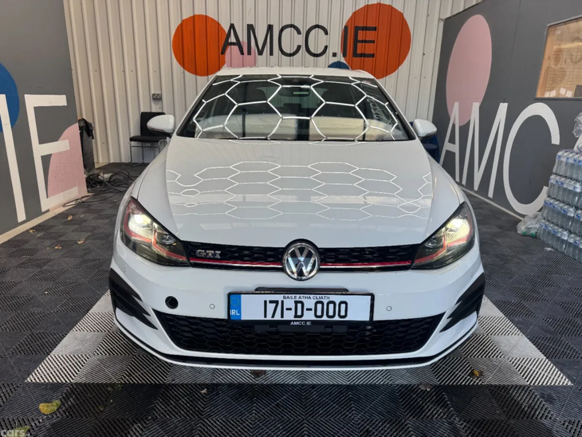 Volkswagen Golf Hatchback, Petrol, 2017, White