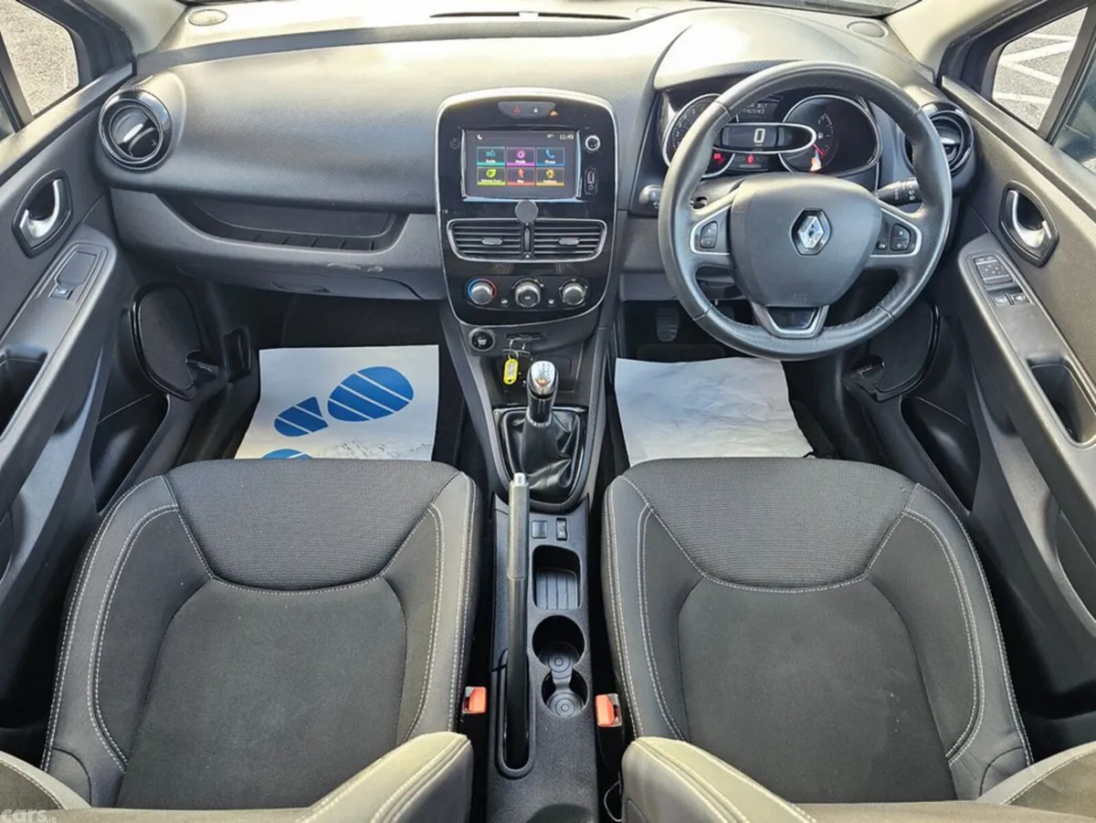 Renault Clio Hatchback, Petrol, 2017, Grey