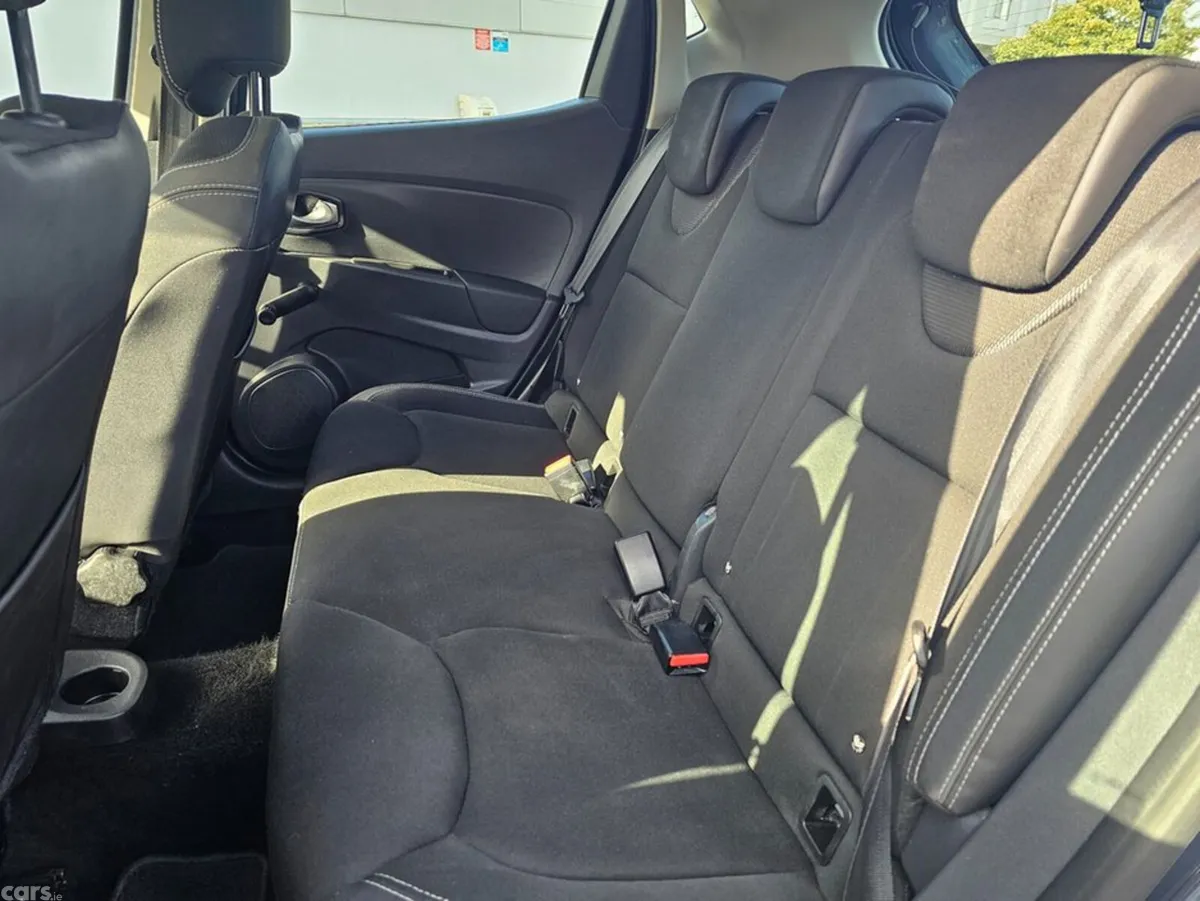 Renault Clio Hatchback, Petrol, 2017, Grey