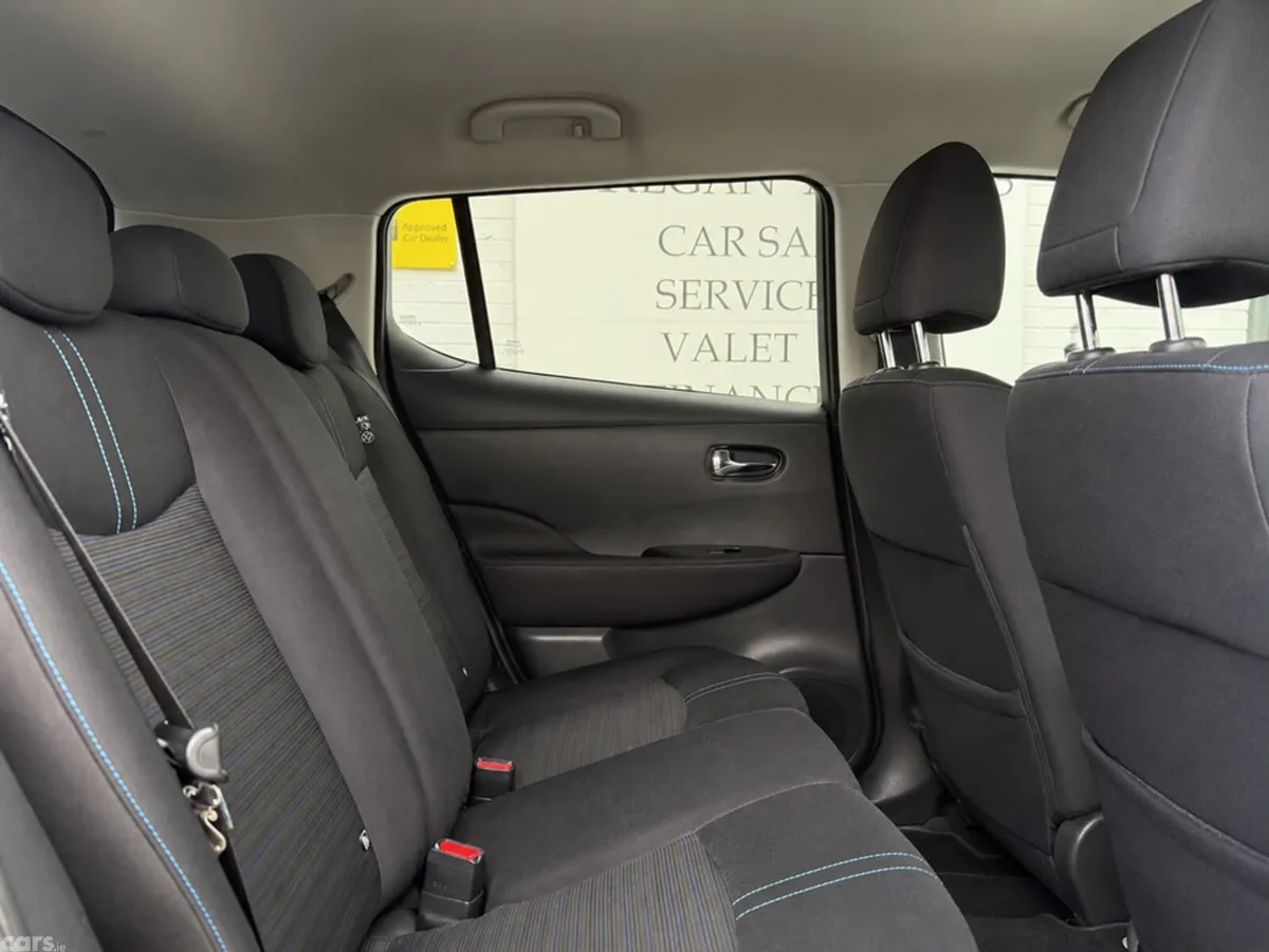 Nissan Leaf Hatchback, Electric, 2019, White