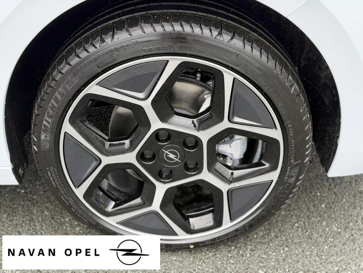 Opel Astra Hatchback, Petrol Hybrid, 2027, White