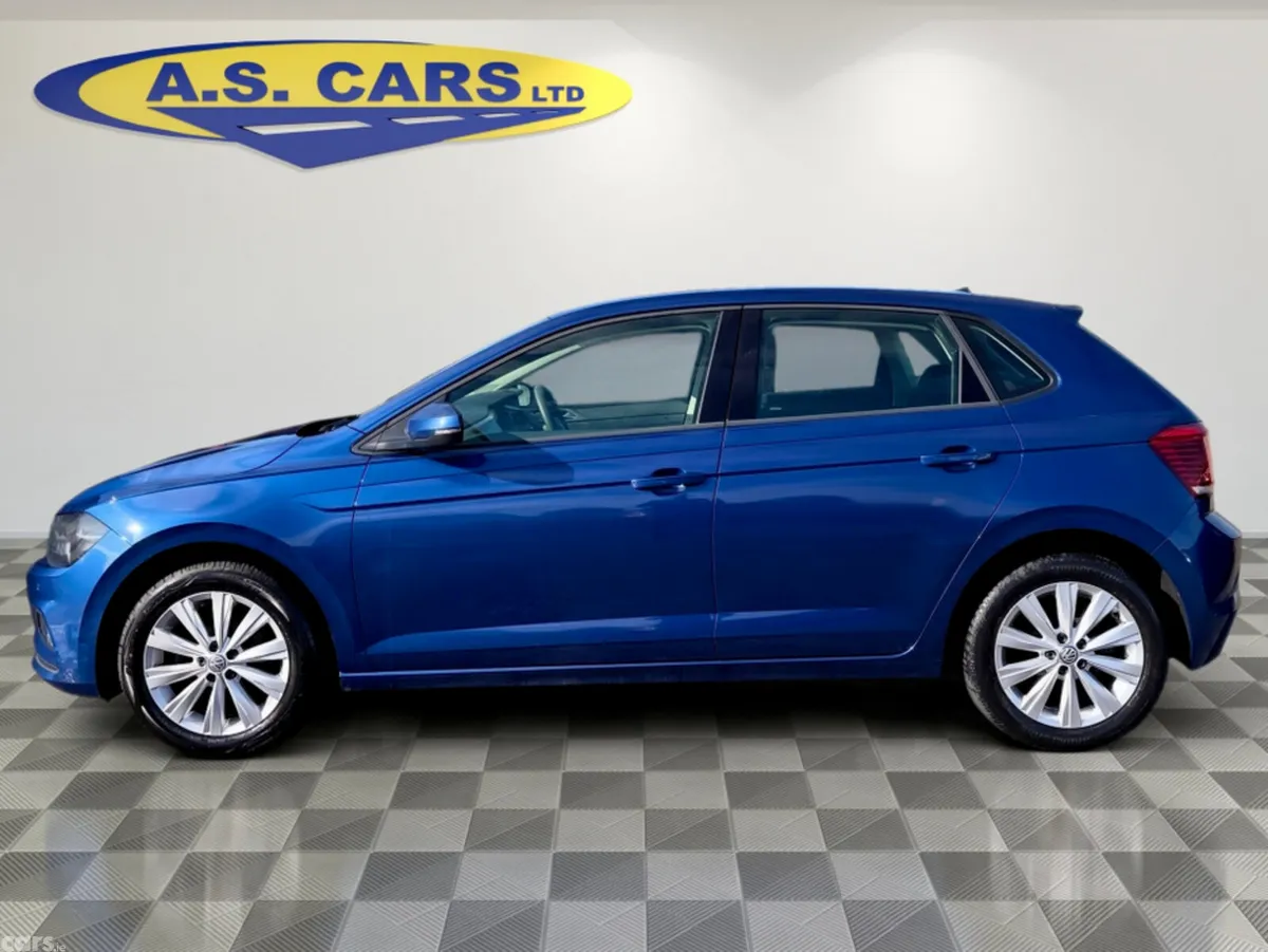 Volkswagen Polo Hatchback, Petrol, 2018, Blue